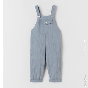 NWT Zara Kids Contrast Button Textured Overalls size 4-5 years